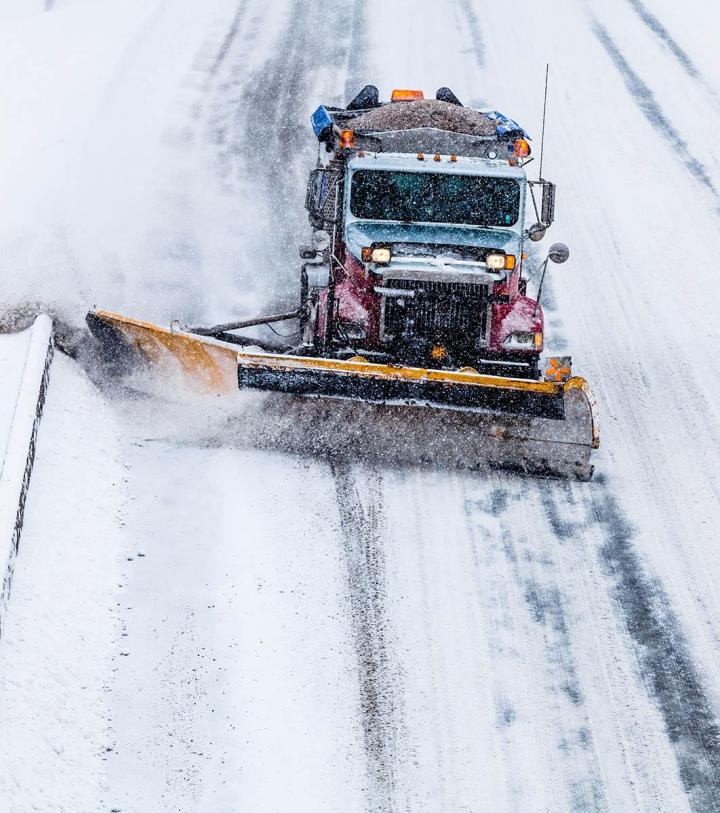Nous sommes spécialisés dans le déneigement. 